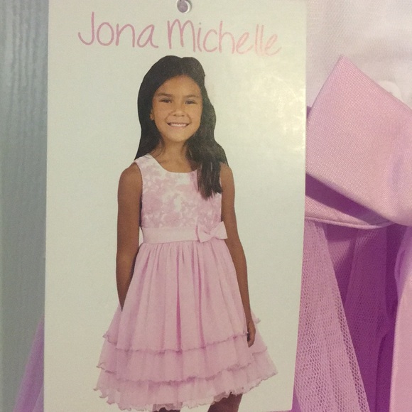 Dress - Picture 3 of 3